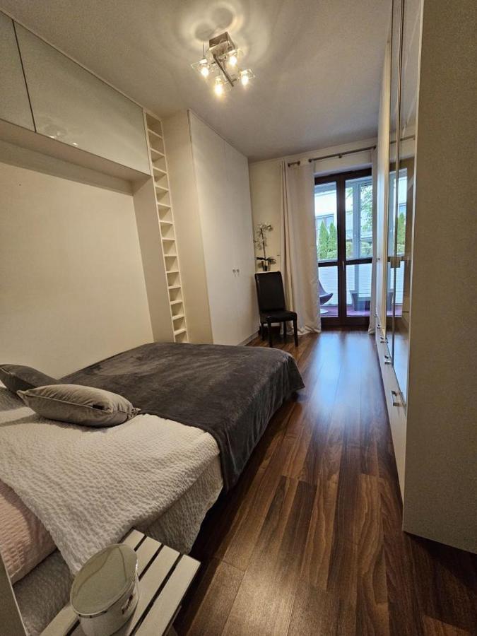 Апартаменти Royal Place 2 Bedrooms Wilanow